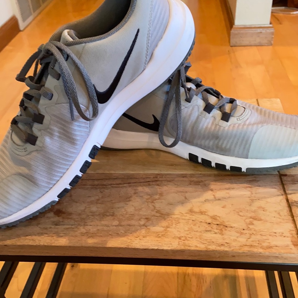 Men's Nike Flex trainers!